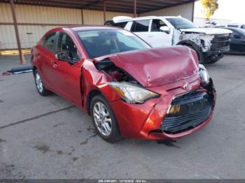  Salvage Toyota Yaris