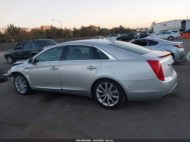 Cadillac XTS Luxury Image 10