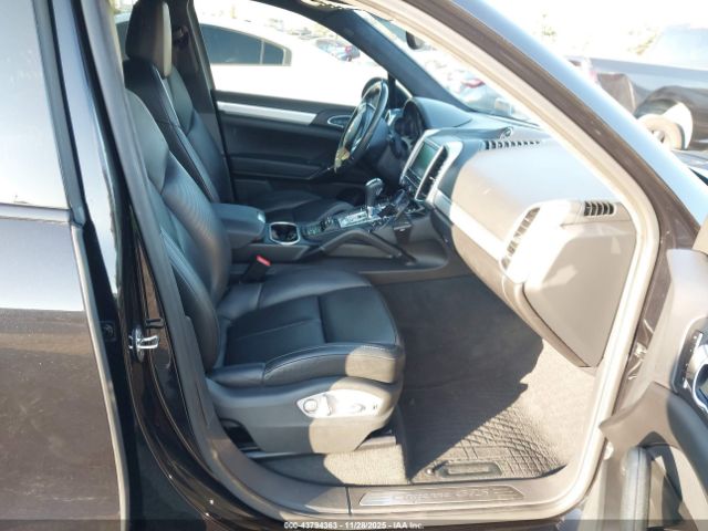 Porsche Cayenne Gts Image 4