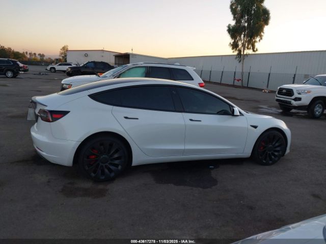 Tesla Model 3 Performance Dual Motor All-wheel Drive Image 16