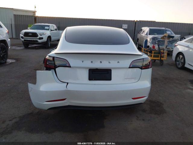 Tesla Model 3 Performance Dual Motor All-wheel Drive Image 15
