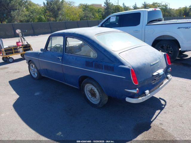Volkswagen Type 3 Image 4