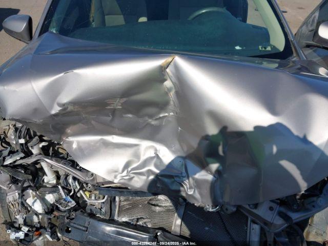 Toyota Corolla Le Plus Image 9