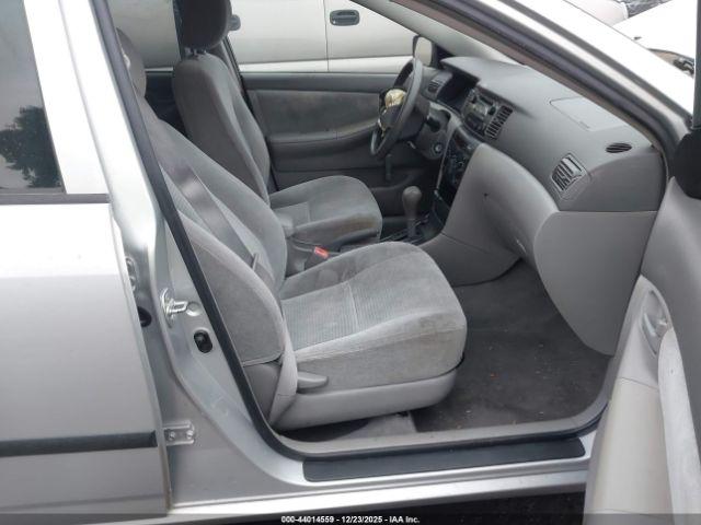 Toyota Corolla Ce Image 12