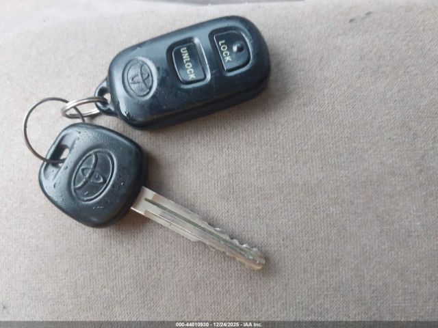 Toyota Corolla Le Image 13