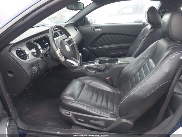 Ford Mustang Image 8