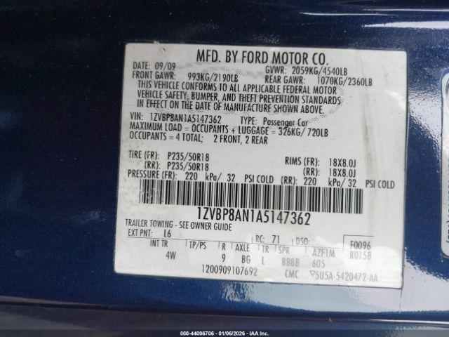 Ford Mustang Image 5