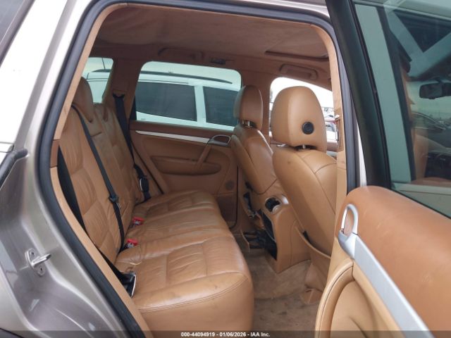 Porsche Cayenne Turbo Image 3