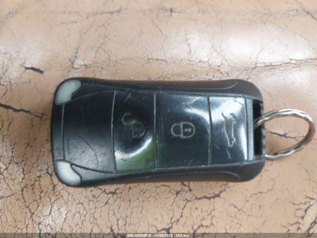 Porsche Cayenne Turbo Image 8