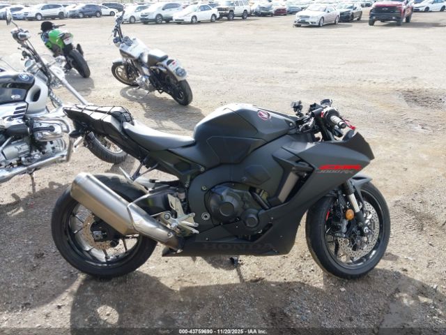 Honda Cbr1000 Rr Image 14