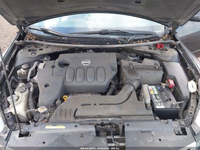 Nissan Altima 2.5 S Image 8