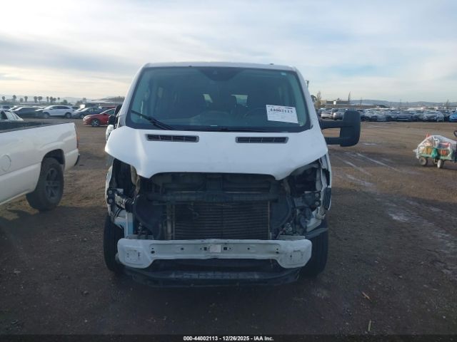 Ford Transit Xlt Image 8