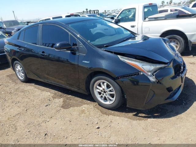  Salvage Toyota Prius