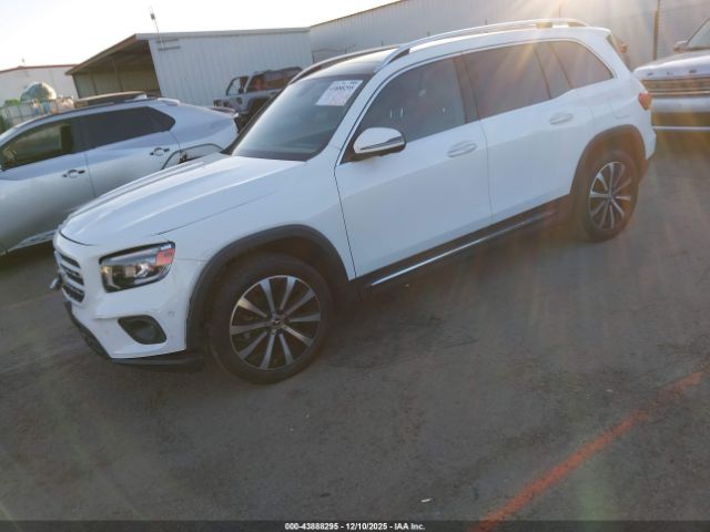 Mercedes-Benz GLB Image 7