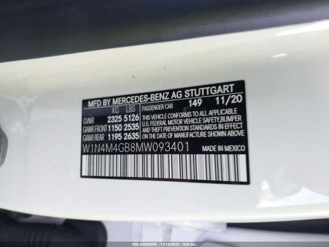 Mercedes-Benz GLB Image 14