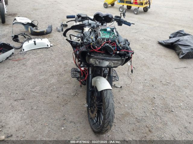 Harley-Davidson Fltrxs Road Glide Special Image 5