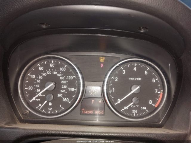 BMW 3 Series Image 6