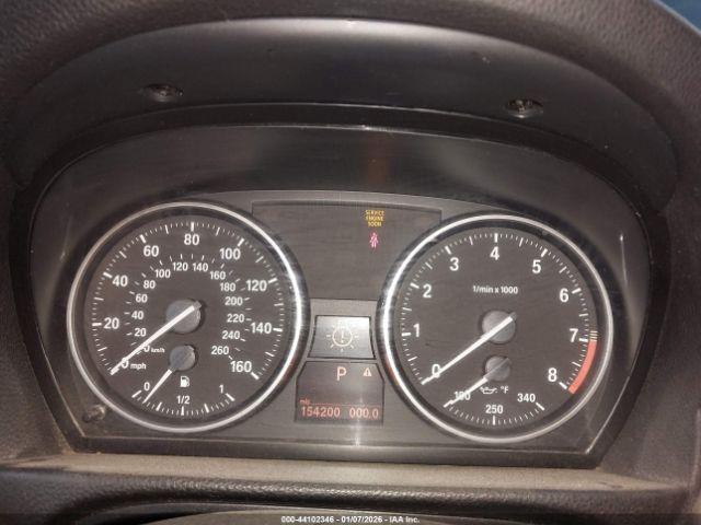 BMW 3 Series Image 6