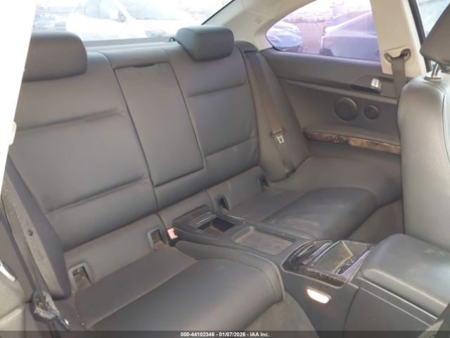 BMW 3 Series Image 5