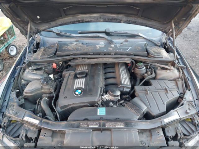 BMW 3 Series Image 10