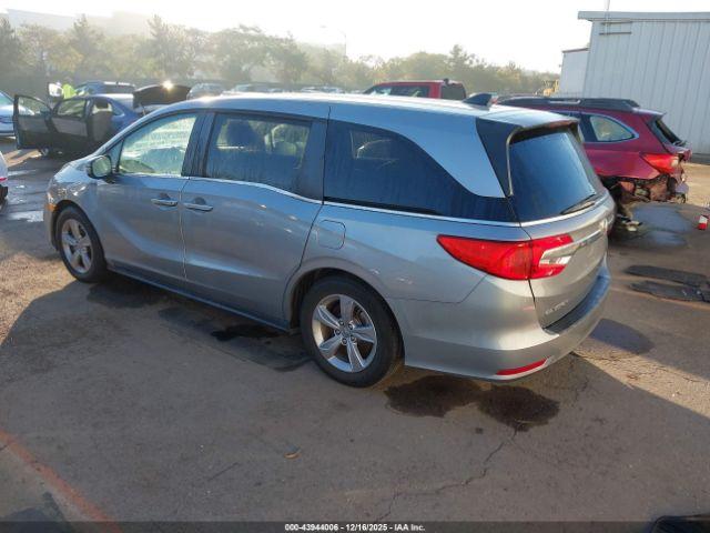 Honda Odyssey Image 3