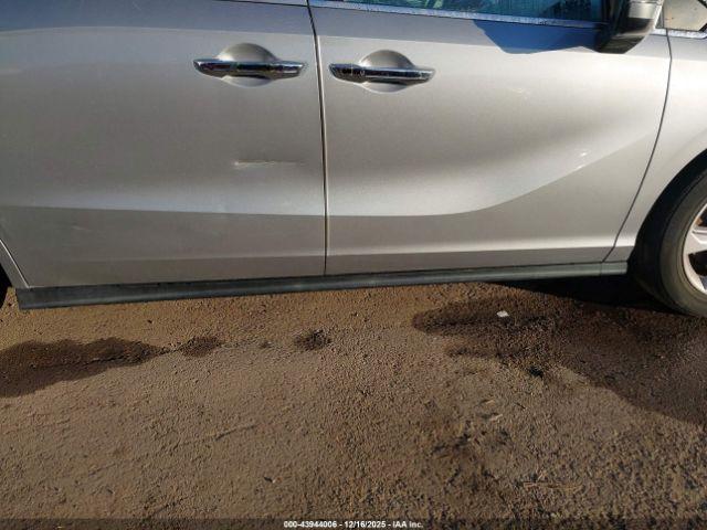 Honda Odyssey Image 6