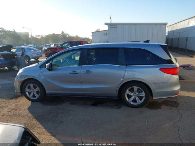 Honda Odyssey Image 9