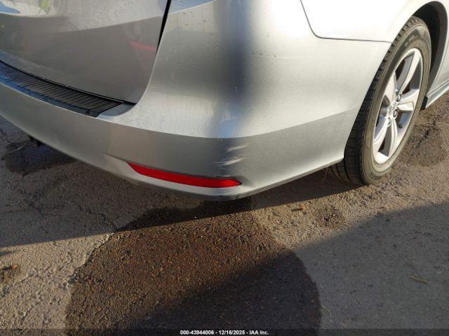 Honda Odyssey Image 14