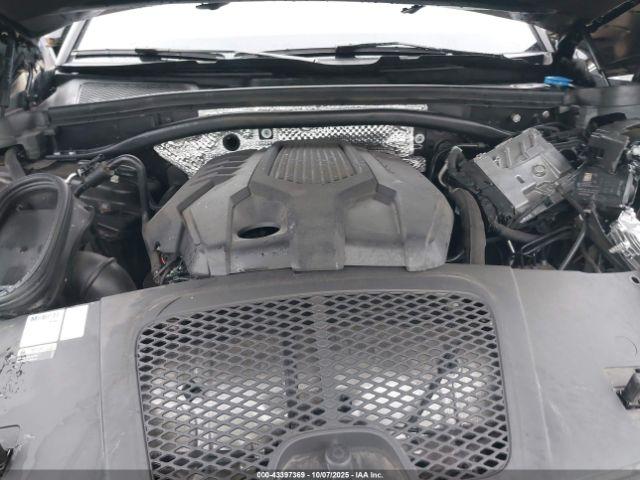 Porsche Macan T Image 9