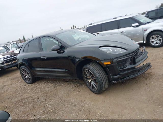 Porsche Macan T Image 6