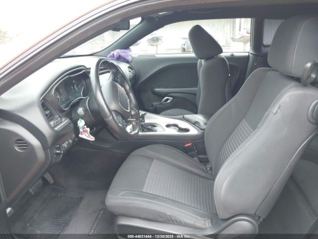 Dodge Challenger Sxt Image 12