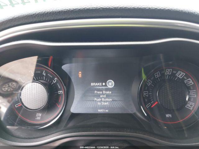 Dodge Challenger Sxt Image 14