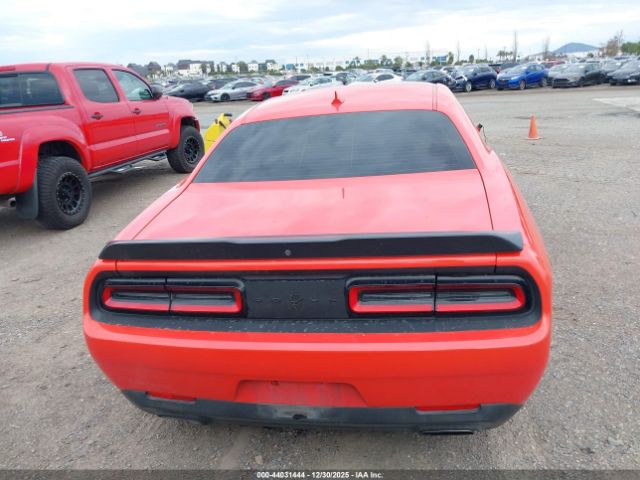 Dodge Challenger Sxt Image 5