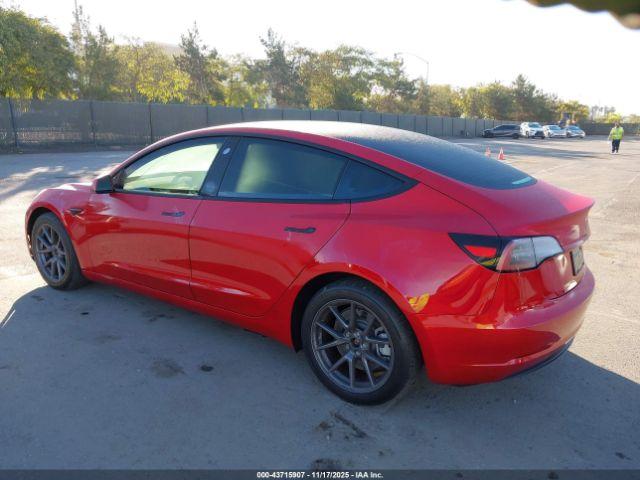 Tesla Model 3 Rear-wheel Drive Image 2