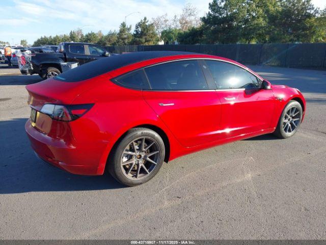 Tesla Model 3 Rear-wheel Drive Image 16
