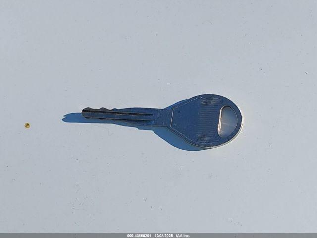 Nissan Versa Sv Image 7