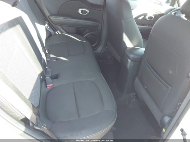 Kia Soul + Image 7