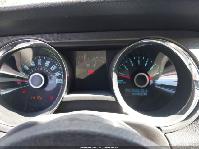 Ford Mustang V6 Image 3