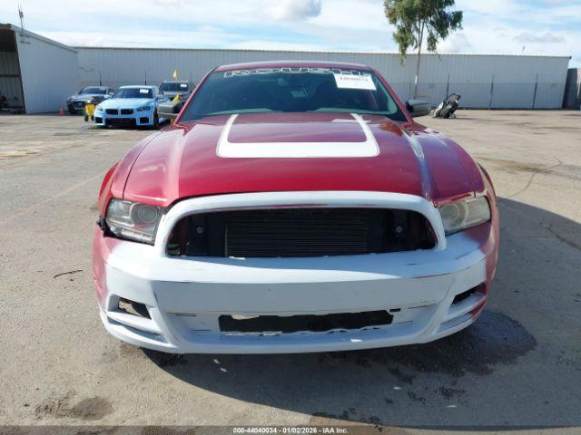 Ford Mustang V6 Image 13