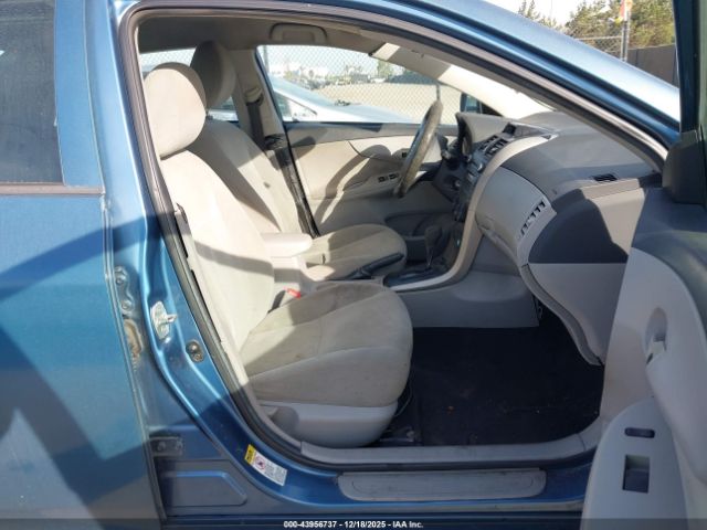 Toyota Corolla L Image 6