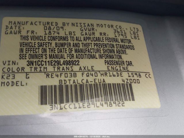 Nissan Versa 1.6 Image 14