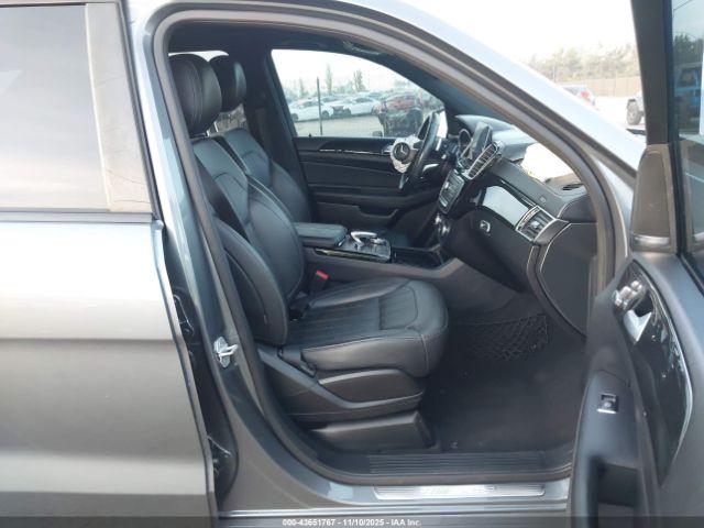 Mercedes-Benz GLE 4matic Image 4