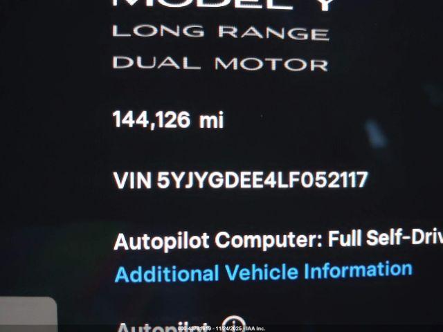 Tesla Model Y Long Range Dual Motor All-wheel Drive Image 3