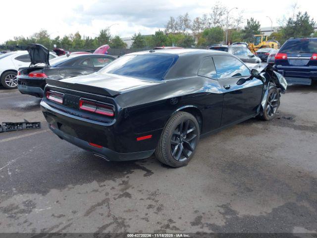 Dodge Challenger Sxt Image 4