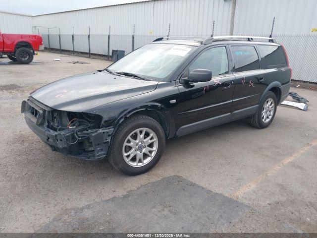 Volvo XC70 2.5t Image 3