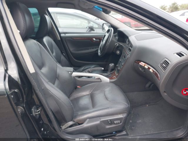 Volvo XC70 2.5t Image 7