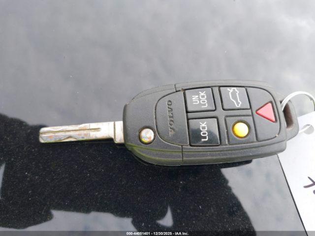 Volvo XC70 2.5t Image 5