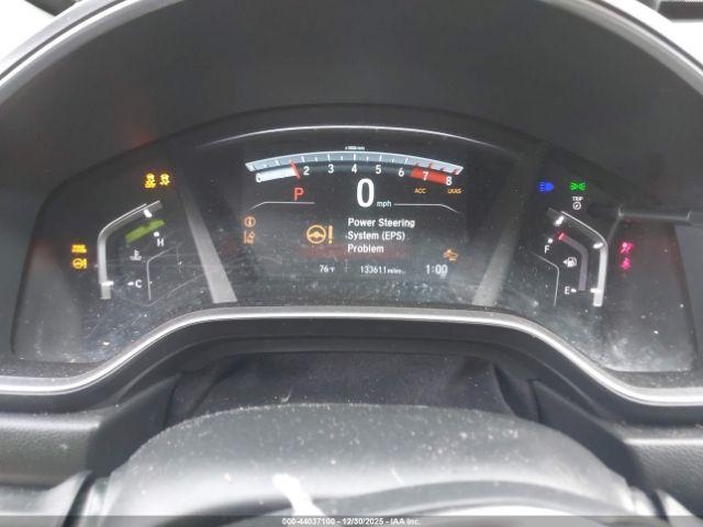 Honda CR-V Touring Image 7