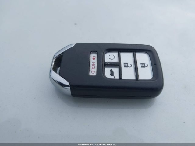 Honda CR-V Touring Image 15