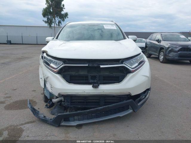 Honda CR-V Touring Image 11